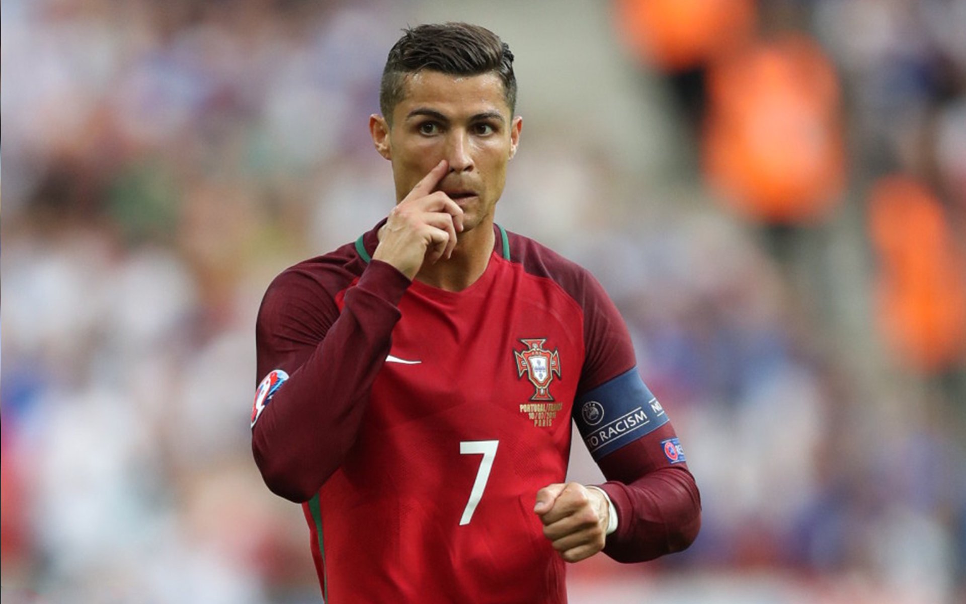 巴塞罗那主场再遭惨败，坐稳小组垫底，巴塞罗那主场容量